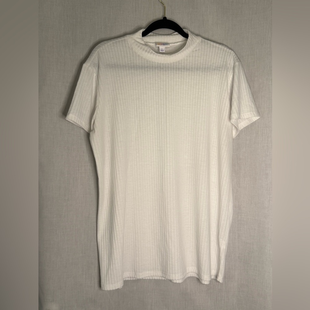 LuLaRoe White Ribbed Top